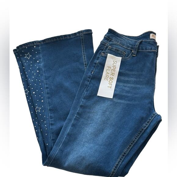 New ~ BAMBOO ~ Super Soft Flare Jeans Size 13 FLARE FOR FALL ~ - Picture 3 of 6